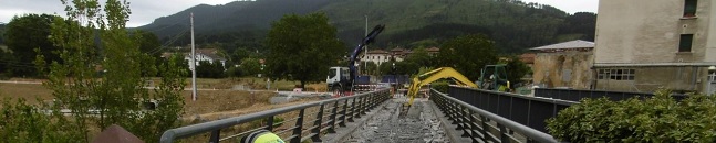 URA retirar&aacute; ma&ntilde;ana la pasarela peatonal paralela al puente del Charco en Zalla